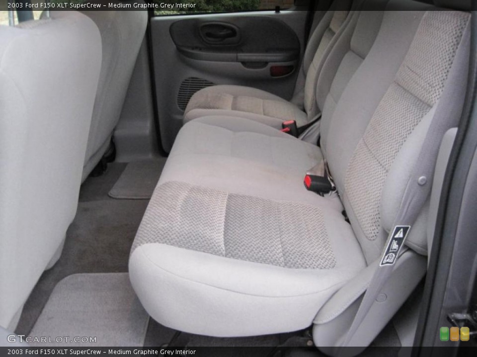 Medium Graphite Grey Interior Photo for the 2003 Ford F150 XLT SuperCrew #41680289