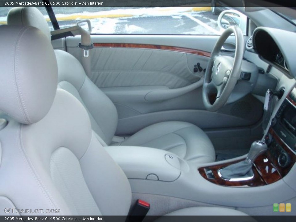 Ash Interior Photo for the 2005 Mercedes-Benz CLK 500 Cabriolet #41680589