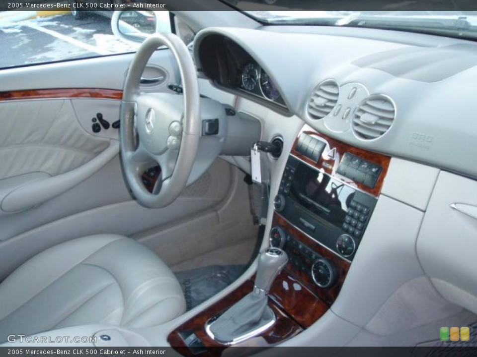 Ash Interior Photo for the 2005 Mercedes-Benz CLK 500 Cabriolet #41680657