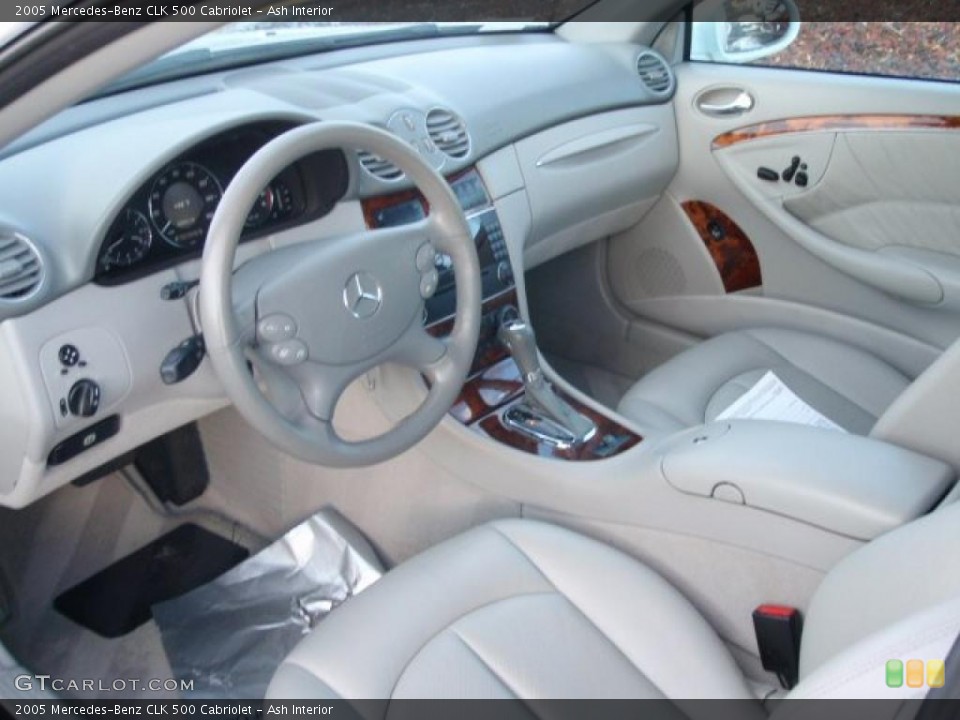 Ash Interior Photo for the 2005 Mercedes-Benz CLK 500 Cabriolet #41680741