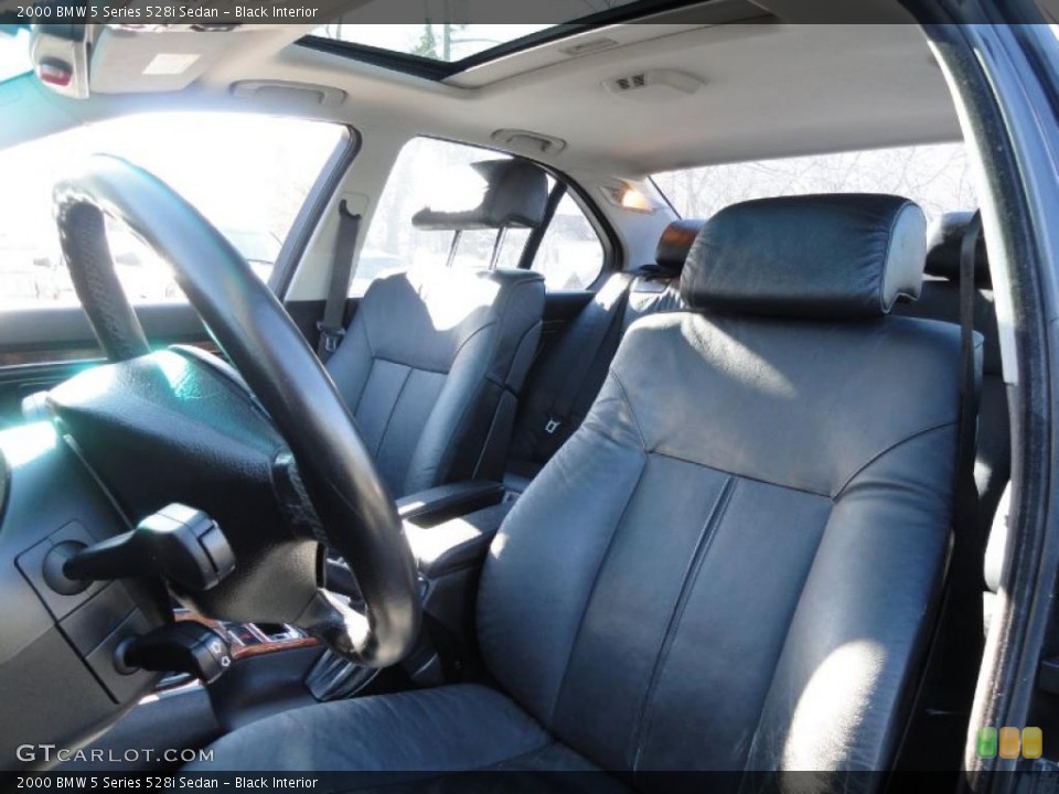 Black Interior Photo for the 2000 BMW 5 Series 528i Sedan #41687885