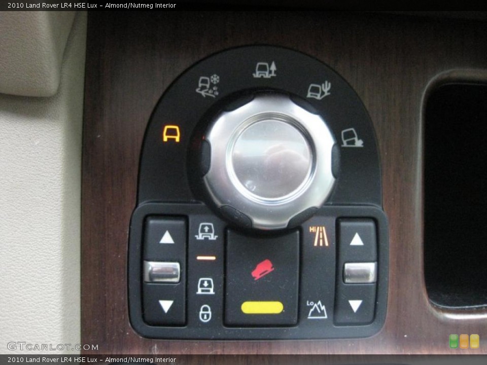 Almond/Nutmeg Interior Controls for the 2010 Land Rover LR4 HSE Lux #41693553