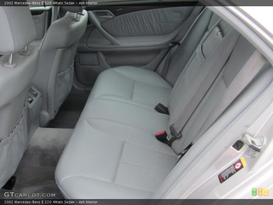 Ash Interior Photo for the 2002 Mercedes-Benz E 320 4Matic Sedan #41694314