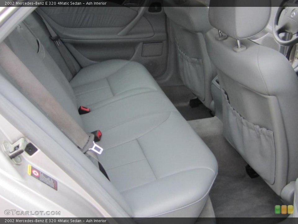 Ash Interior Photo for the 2002 Mercedes-Benz E 320 4Matic Sedan #41694334