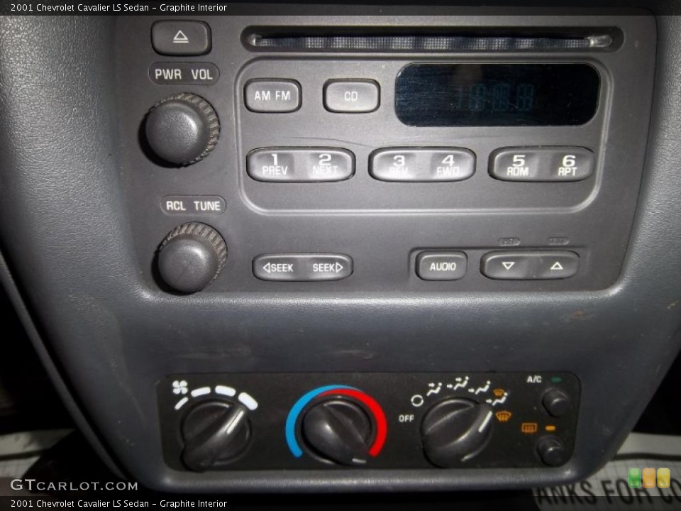 Graphite Interior Controls for the 2001 Chevrolet Cavalier LS Sedan #41695781