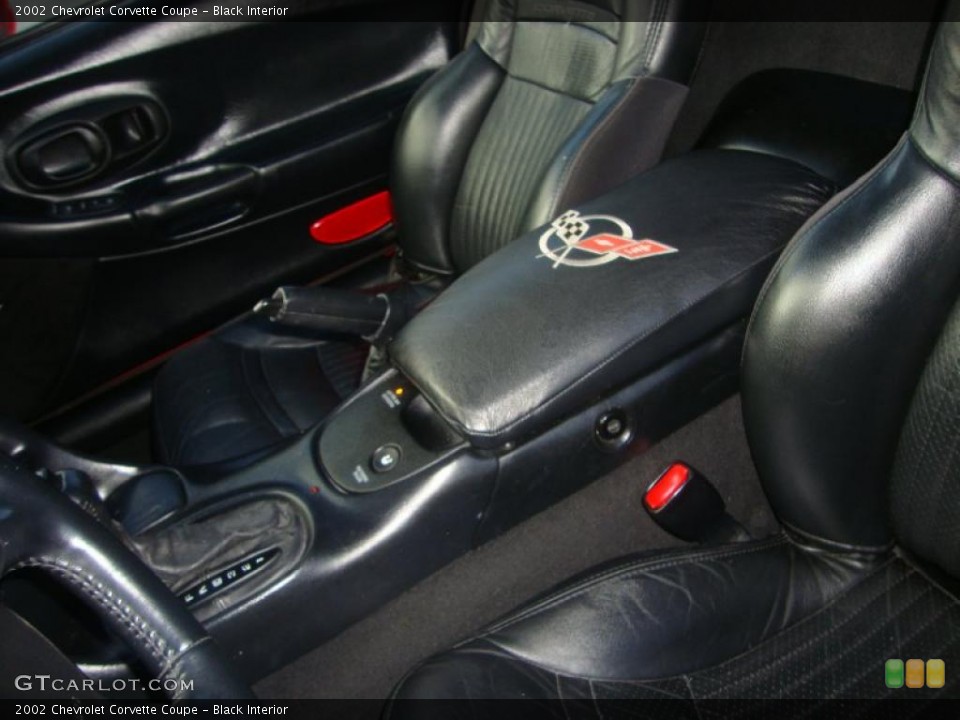 Black Interior Photo for the 2002 Chevrolet Corvette Coupe #41699667
