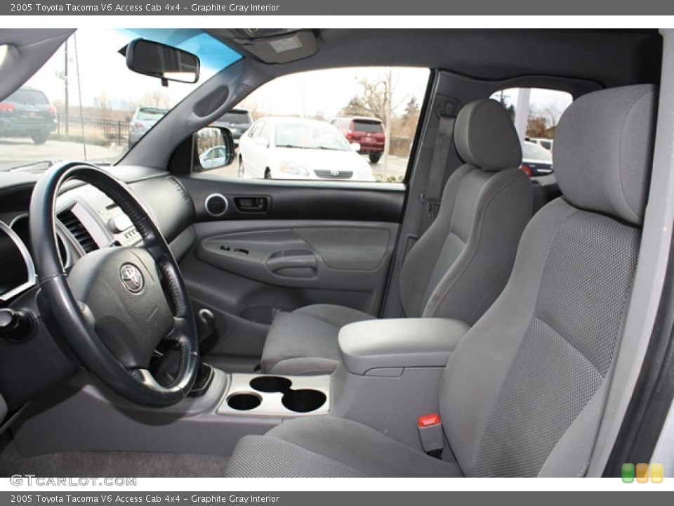 Graphite Gray Interior Photo for the 2005 Toyota Tacoma V6 Access Cab 4x4 #41703318