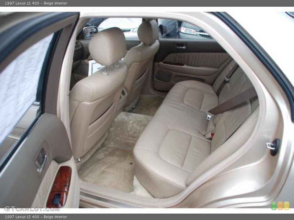 Beige Interior Photo for the 1997 Lexus LS 400 #41712942