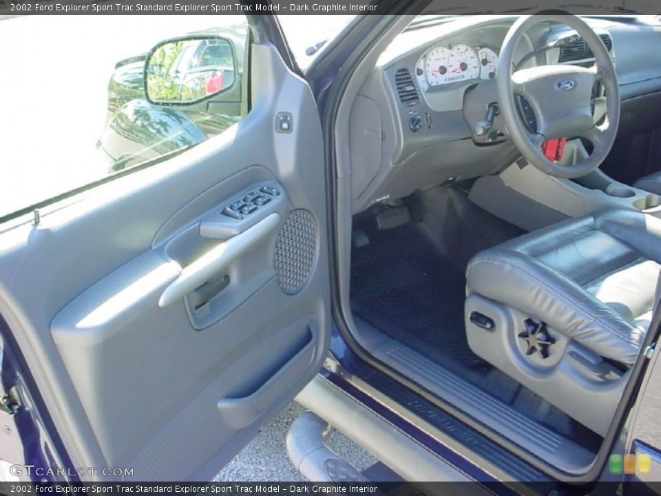 Dark Graphite Interior Photo for the 2002 Ford Explorer Sport Trac  #41714882