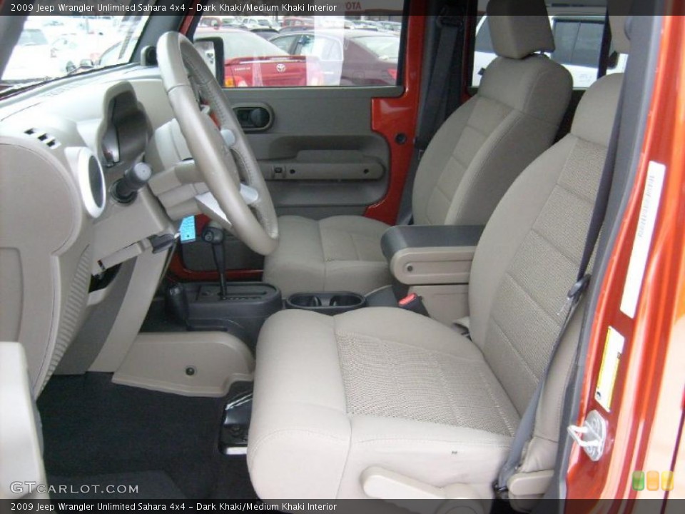Dark Khaki/Medium Khaki Interior Photo for the 2009 Jeep Wrangler Unlimited Sahara 4x4 #41719037