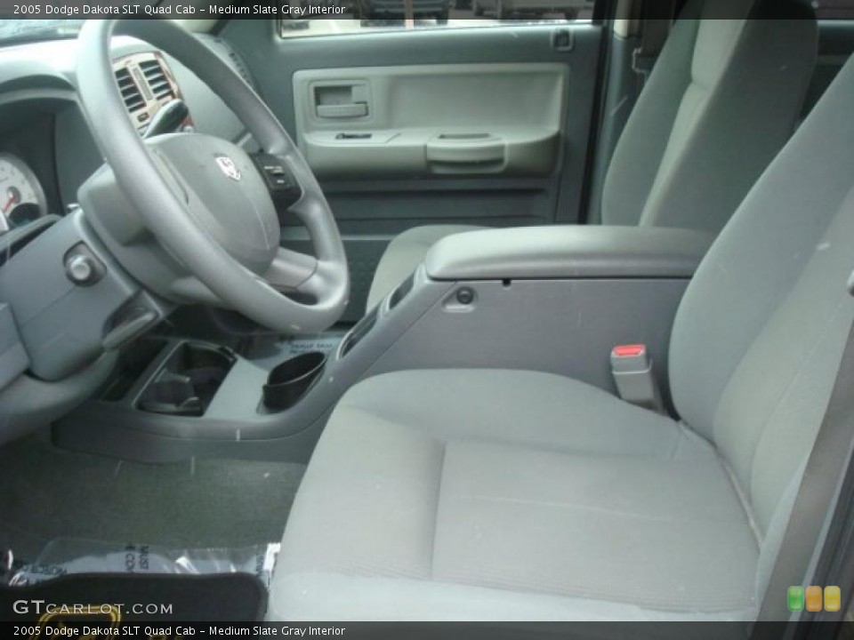 Medium Slate Gray Interior Photo for the 2005 Dodge Dakota SLT Quad Cab #41720078