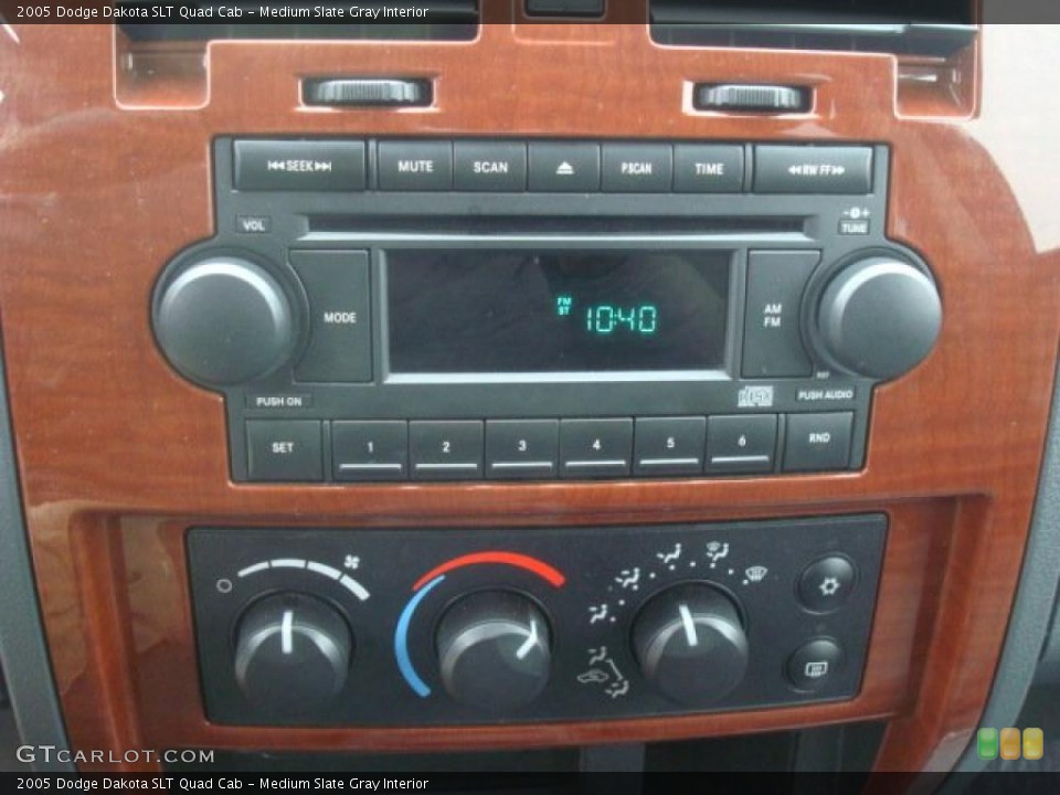 Medium Slate Gray Interior Controls for the 2005 Dodge Dakota SLT Quad Cab #41720146