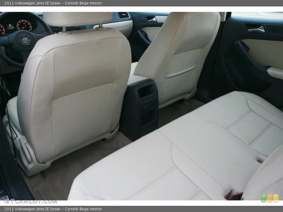 Cornsilk Beige Interior Photo for the 2011 Volkswagen Jetta SE Sedan #41726907