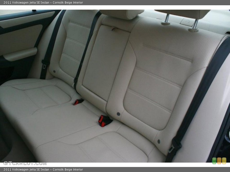 Cornsilk Beige Interior Photo for the 2011 Volkswagen Jetta SE Sedan #41726943