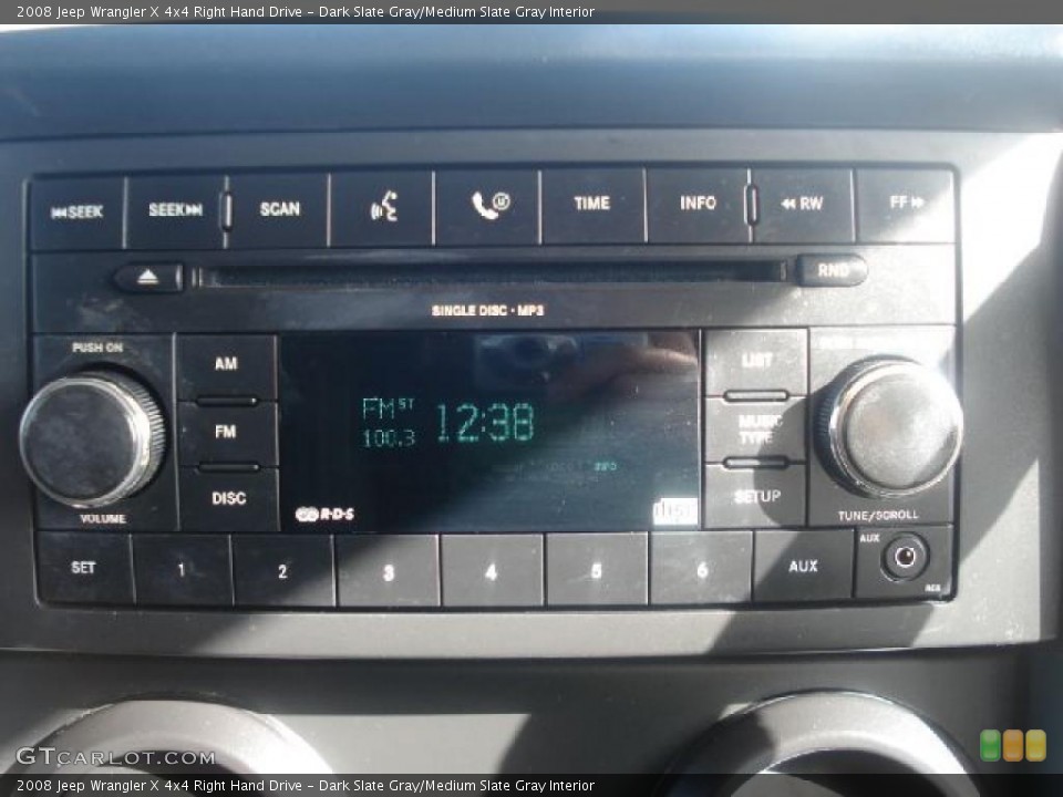 Dark Slate Gray/Medium Slate Gray Interior Controls for the 2008 Jeep Wrangler X 4x4 Right Hand Drive #41730398