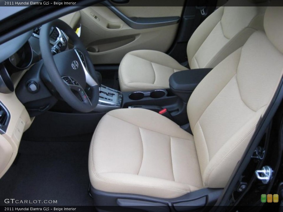 Beige Interior Photo for the 2011 Hyundai Elantra GLS #41740514