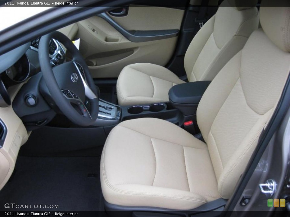Beige Interior Photo for the 2011 Hyundai Elantra GLS #41740922