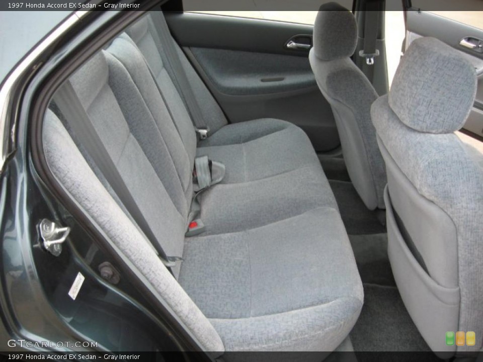 Gray Interior Photo for the 1997 Honda Accord EX Sedan #41744577