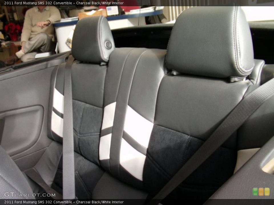Charcoal Black/White Interior Photo for the 2011 Ford Mustang SMS 302 Convertible #41748371