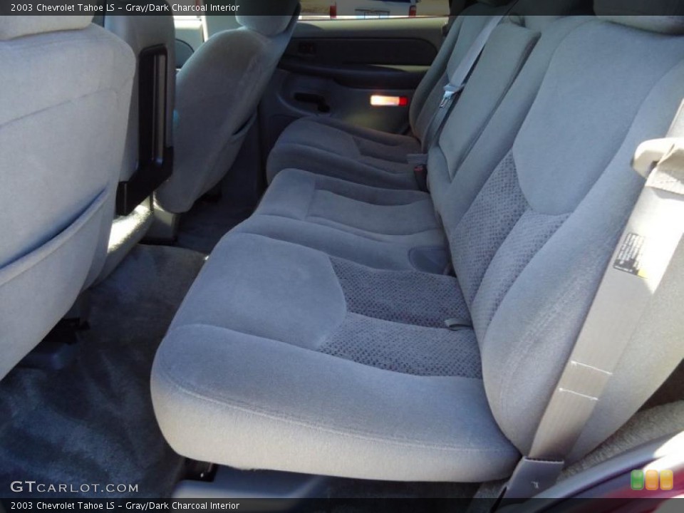 Gray/Dark Charcoal Interior Photo for the 2003 Chevrolet Tahoe LS #41750832