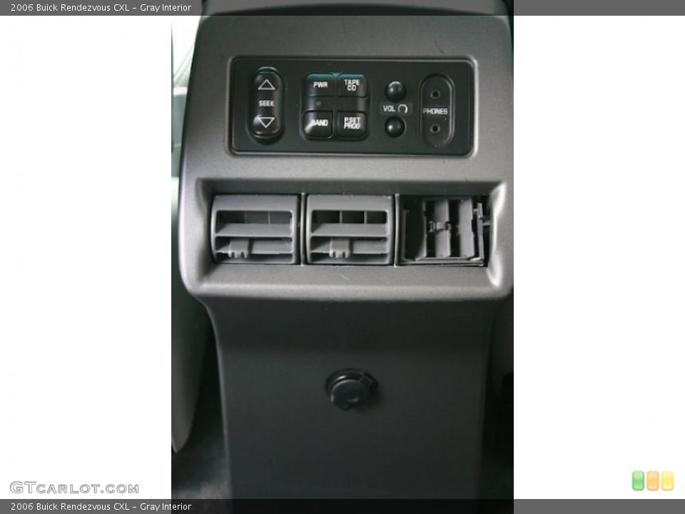 Gray Interior Controls for the 2006 Buick Rendezvous CXL #41764581