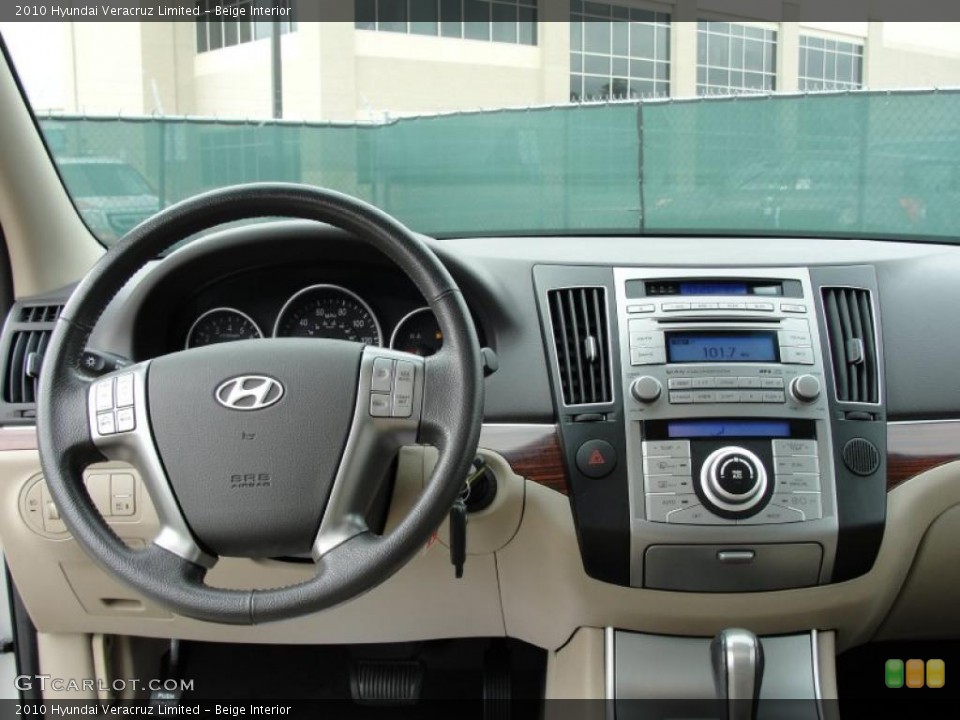 Beige Interior Dashboard for the 2010 Hyundai Veracruz Limited #41779833