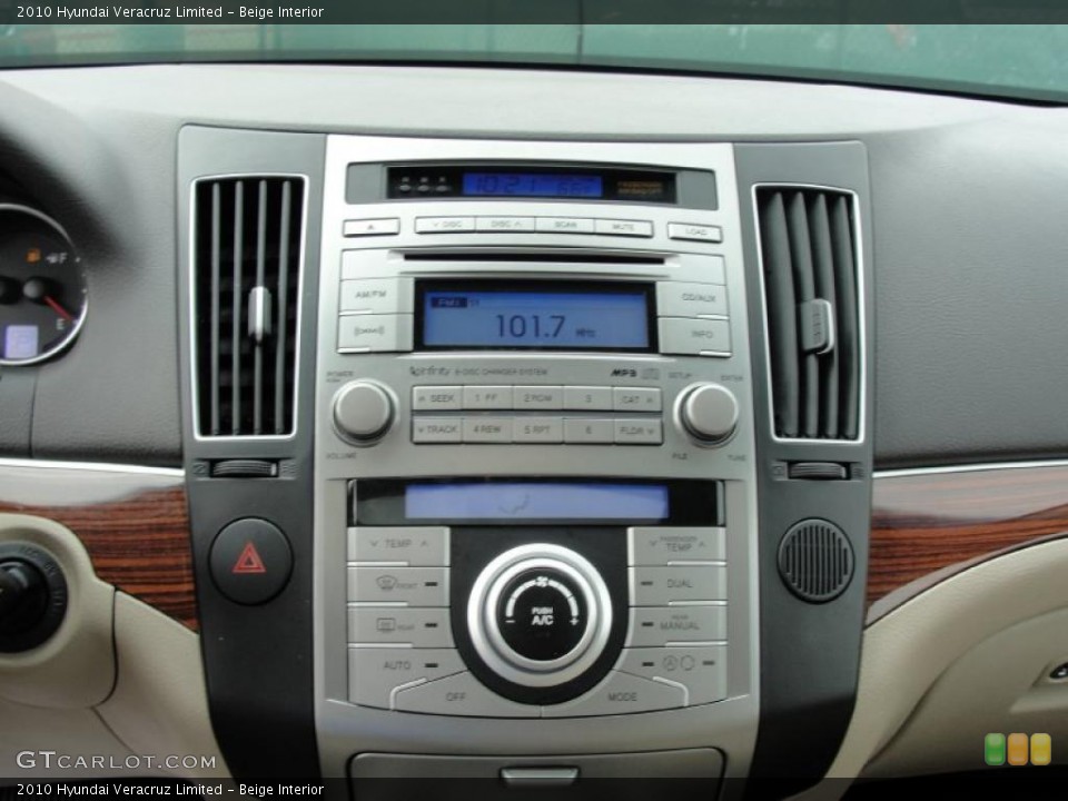 Beige Interior Controls for the 2010 Hyundai Veracruz Limited #41779841
