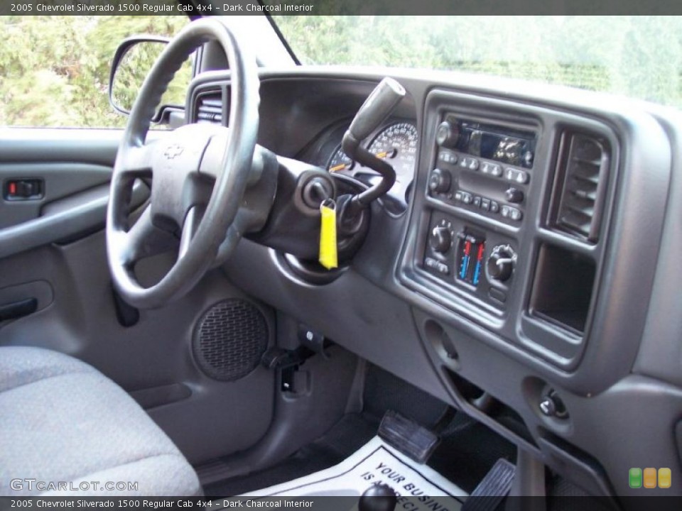 Dark Charcoal Interior Dashboard for the 2005 Chevrolet Silverado 1500 Regular Cab 4x4 #41782105