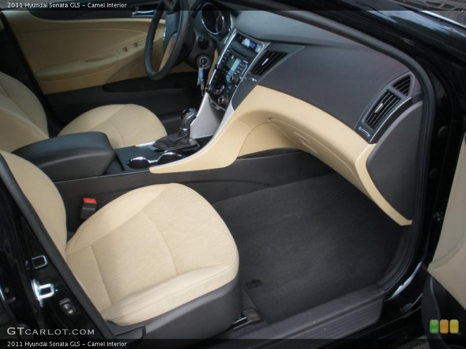Camel Interior Dashboard for the 2011 Hyundai Sonata GLS #41785113
