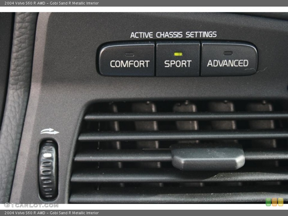 Gobi Sand R Metallic Interior Controls for the 2004 Volvo S60 R AWD #41802287