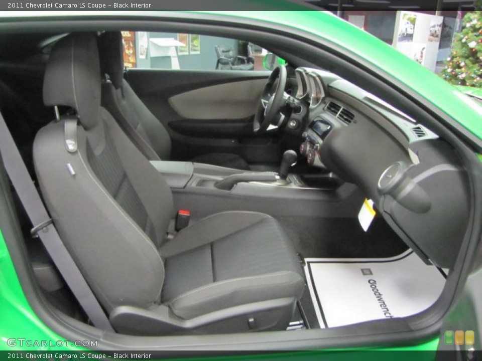 Black Interior Photo for the 2011 Chevrolet Camaro LS Coupe #41802535