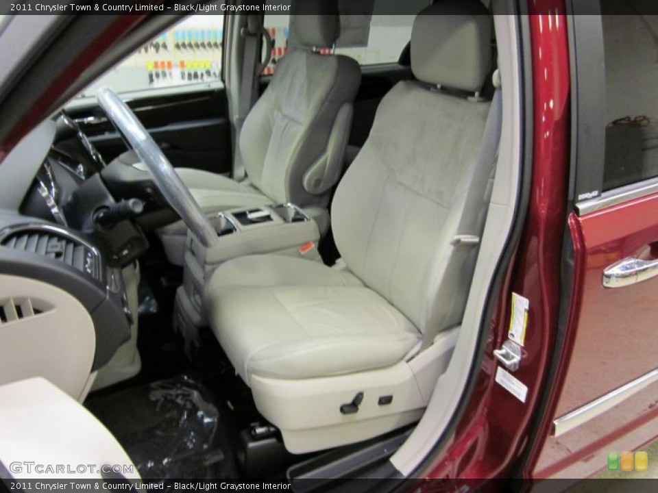 Black/Light Graystone Interior Photo for the 2011 Chrysler Town & Country Limited #41803315