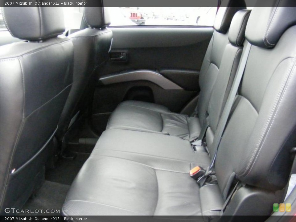 Black Interior Photo for the 2007 Mitsubishi Outlander XLS #41813851