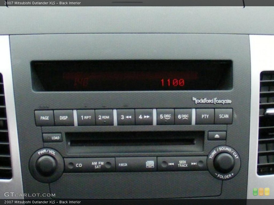 Black Interior Controls for the 2007 Mitsubishi Outlander XLS #41814003