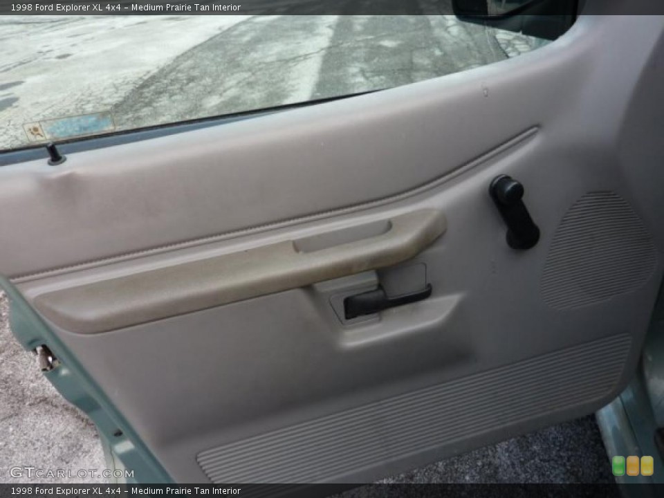Medium Prairie Tan Interior Door Panel for the 1998 Ford Explorer XL 4x4 #41818255