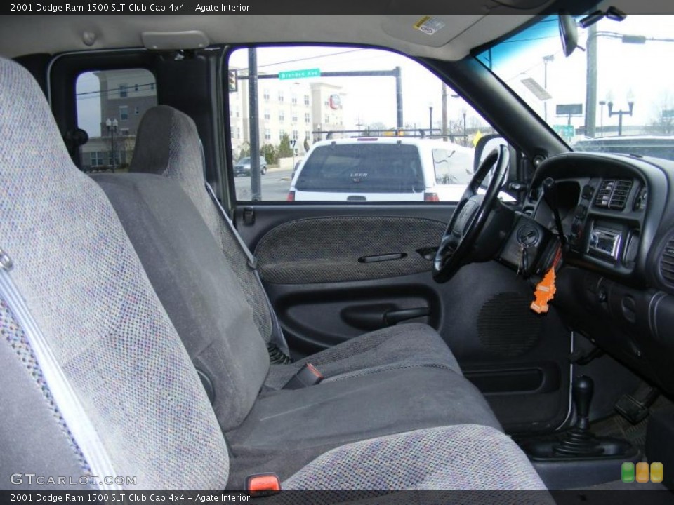 Agate Interior Photo for the 2001 Dodge Ram 1500 SLT Club Cab 4x4 #41824823