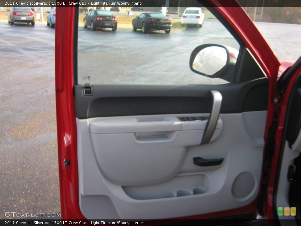 Light Titanium/Ebony Interior Door Panel for the 2011 Chevrolet Silverado 1500 LT Crew Cab #41837480