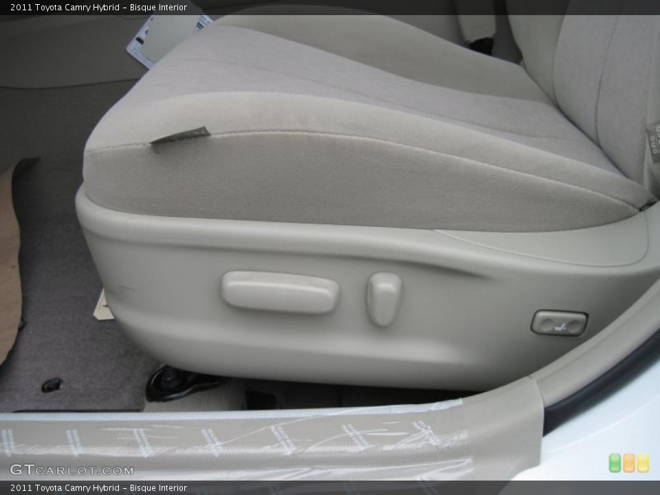 Bisque Interior Photo for the 2011 Toyota Camry Hybrid #41839653