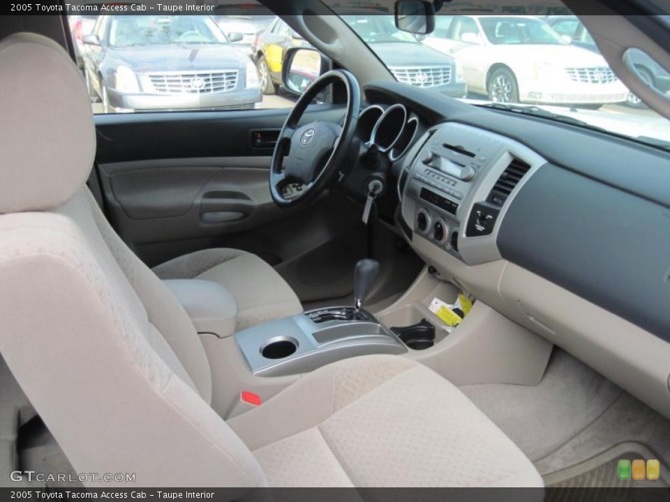 Taupe Interior Photo for the 2005 Toyota Tacoma Access Cab #41840521