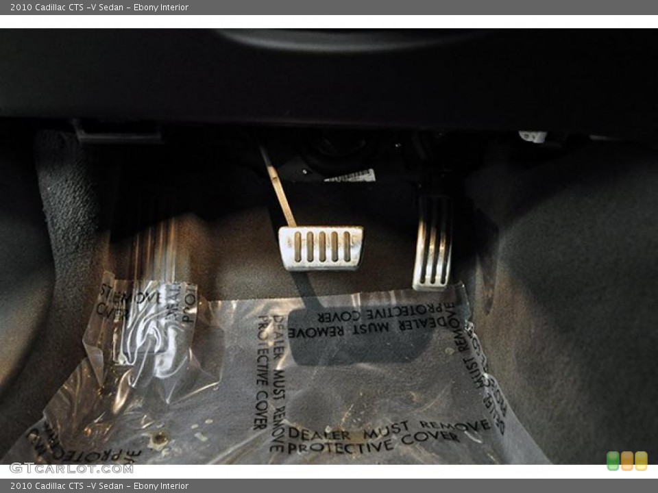 Ebony Interior Controls for the 2010 Cadillac CTS -V Sedan #41840797