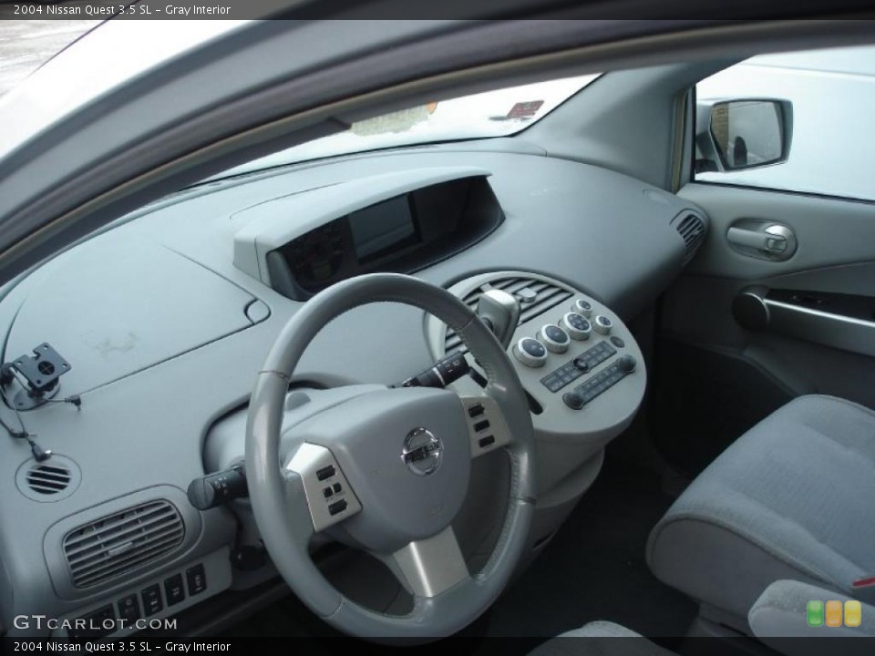 Gray Interior Dashboard for the 2004 Nissan Quest 3.5 SL #41844577