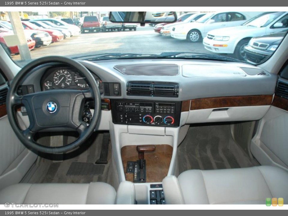 Grey Interior Prime Interior for the 1995 BMW 5 Series 525i Sedan #41845341