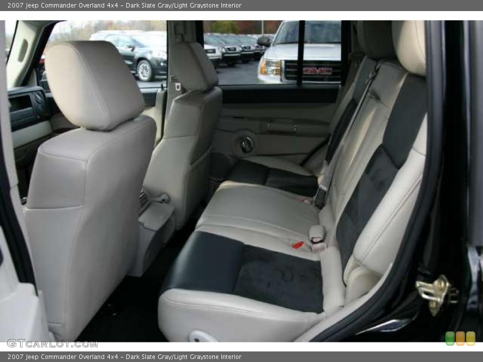 Dark Slate Gray/Light Graystone Interior Photo for the 2007 Jeep Commander Overland 4x4 #41845681