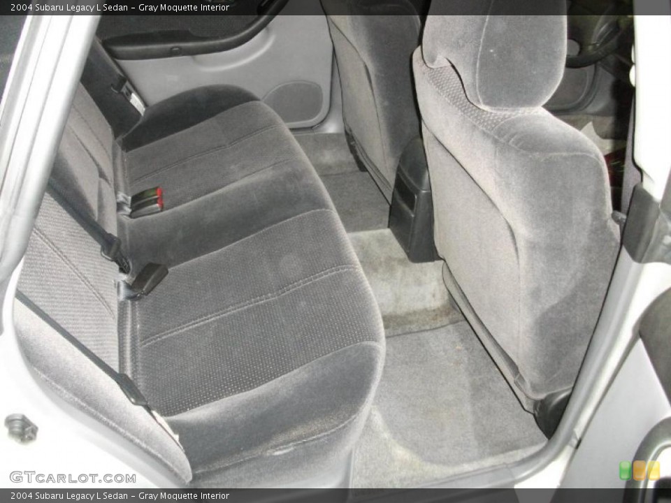 Gray Moquette Interior Photo for the 2004 Subaru Legacy L Sedan #41849489