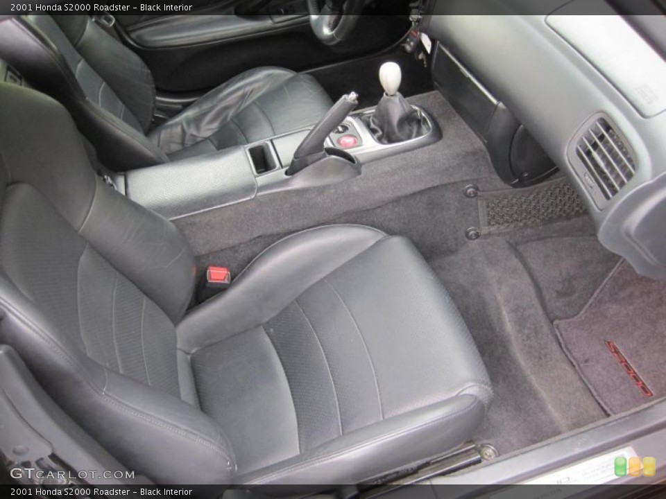 Black Interior Photo for the 2001 Honda S2000 Roadster #41849617