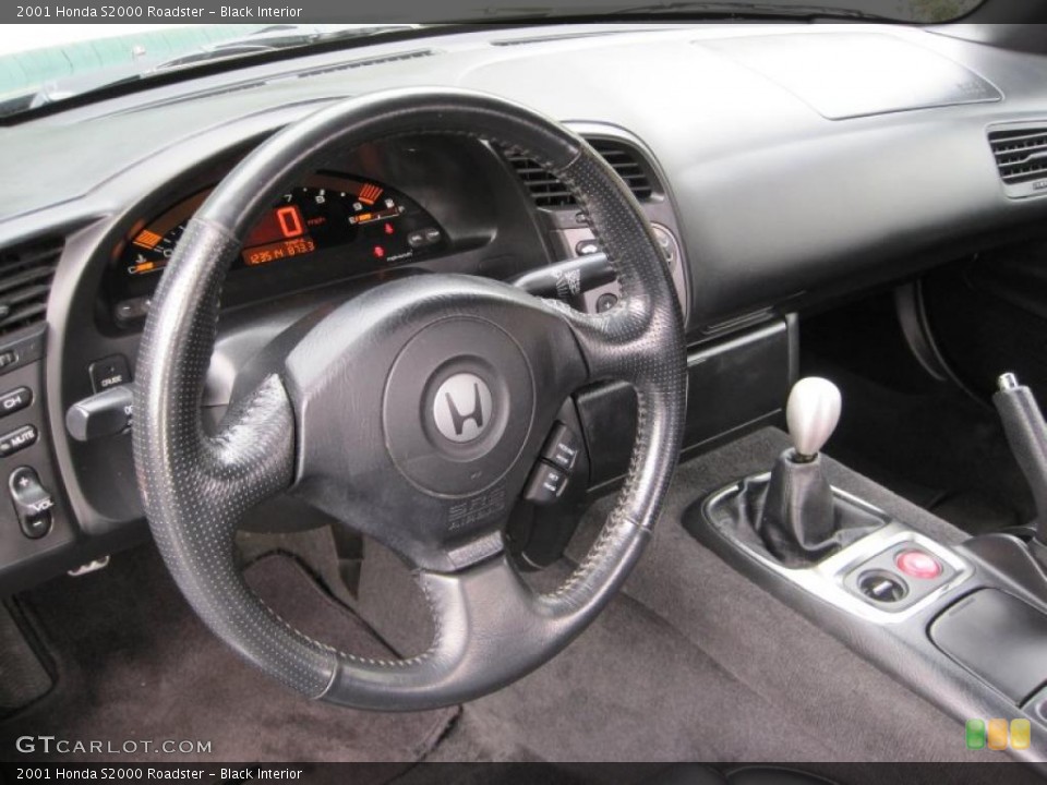 Black Interior Photo for the 2001 Honda S2000 Roadster #41849630