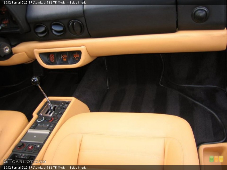 Beige Interior Photo for the 1992 Ferrari 512 TR  #41852534