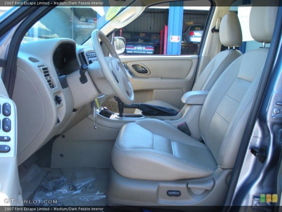 Medium/Dark Pebble Interior Photo for the 2007 Ford Escape Limited #41852546