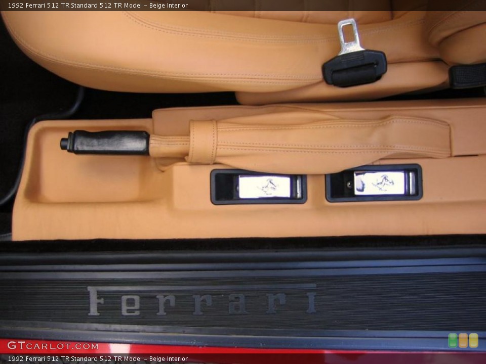 Beige Interior Controls for the 1992 Ferrari 512 TR  #41852582