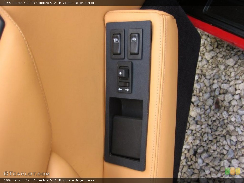Beige Interior Controls for the 1992 Ferrari 512 TR  #41852630